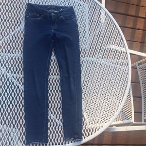 Levi’s super skinny knit jean